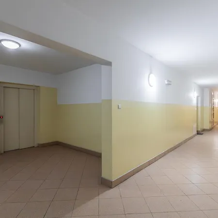 Superapart Ul. Powstancow Slaskich 108C Warsaw Exterior photo